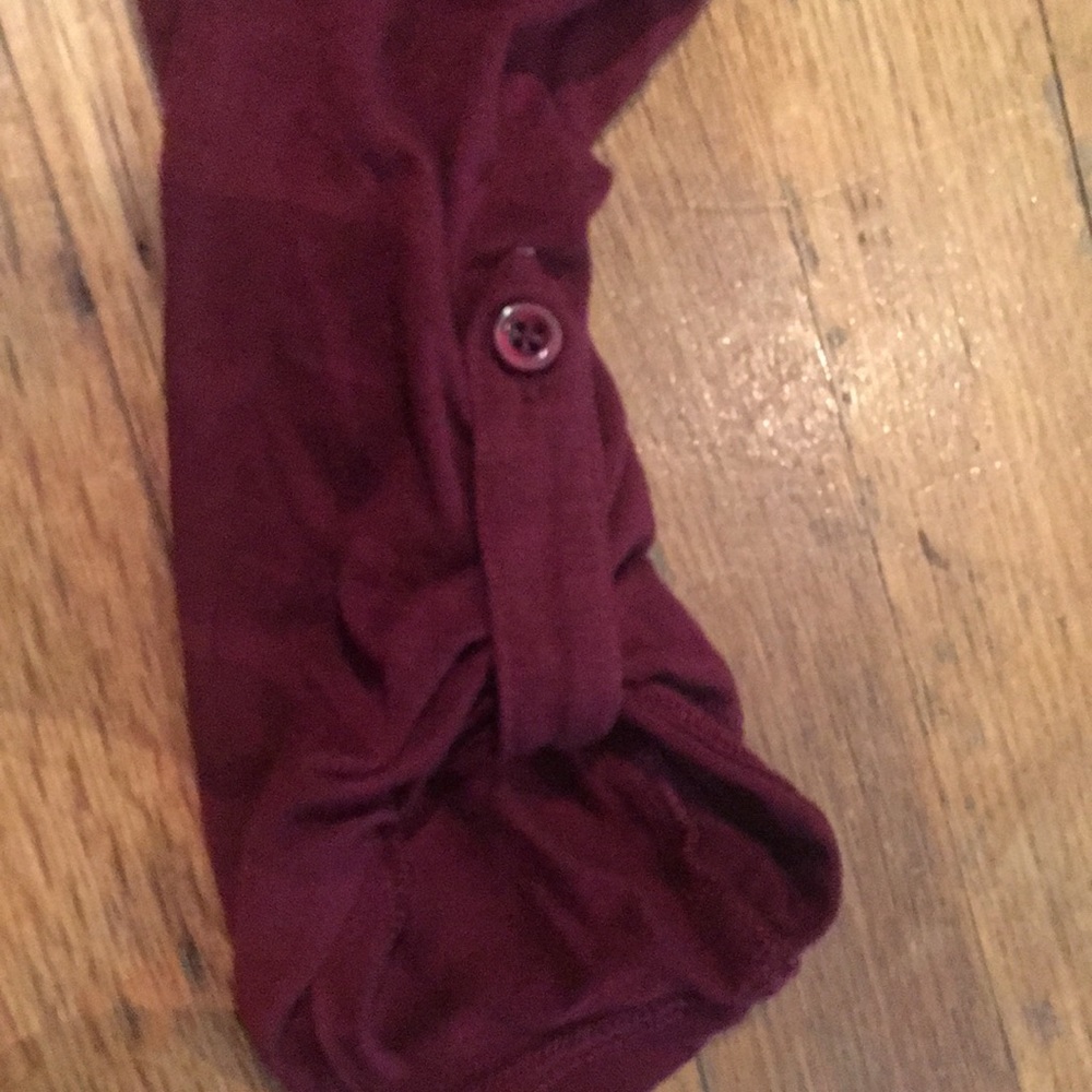 1/2 Sleeve Maroon blouse - Picture 3 of 5